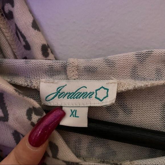 Jordan White Cheetah Long Sleeve Hoodie Top - Picture 3 of 3